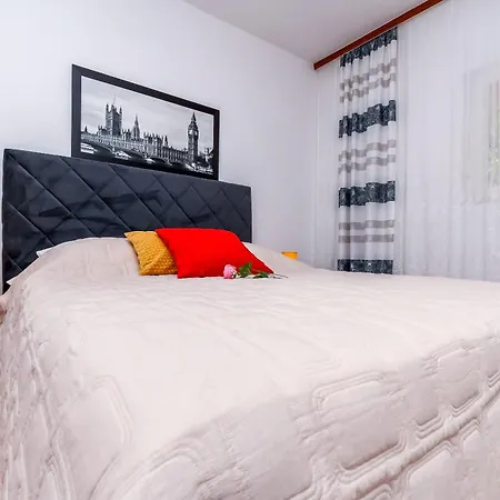 Tonka Apartment Donji Okrug (Ciovo)