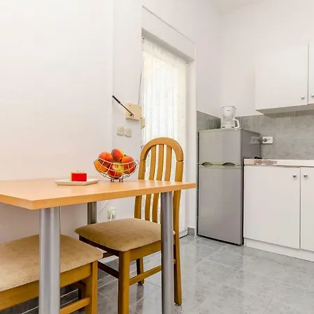 Tonka Apartment Donji Okrug (Ciovo)