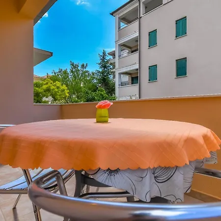 Tonka Apartament