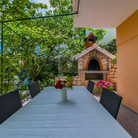 Apartament Tonka *