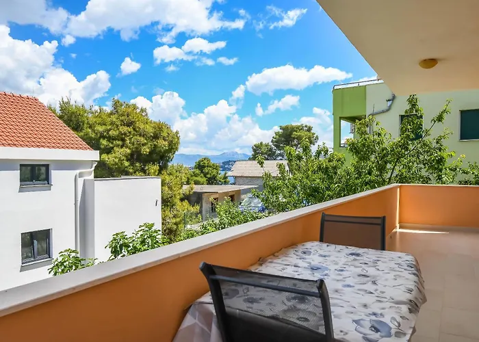 Tonka Apartament Donji Okrug (Ciovo)