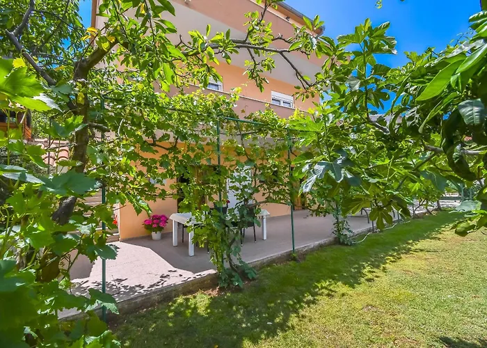 Tonka Apartament